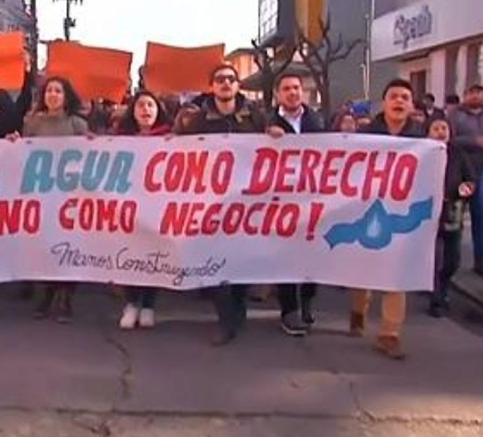CATASTROFE EN OSORNO, LOS MUNICIPALES EN PRIMERA LINEA DE AYUDA A LA COMUNIDAD.