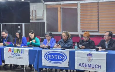 Público define ejes de lucha y reafirma defensa del empleo público